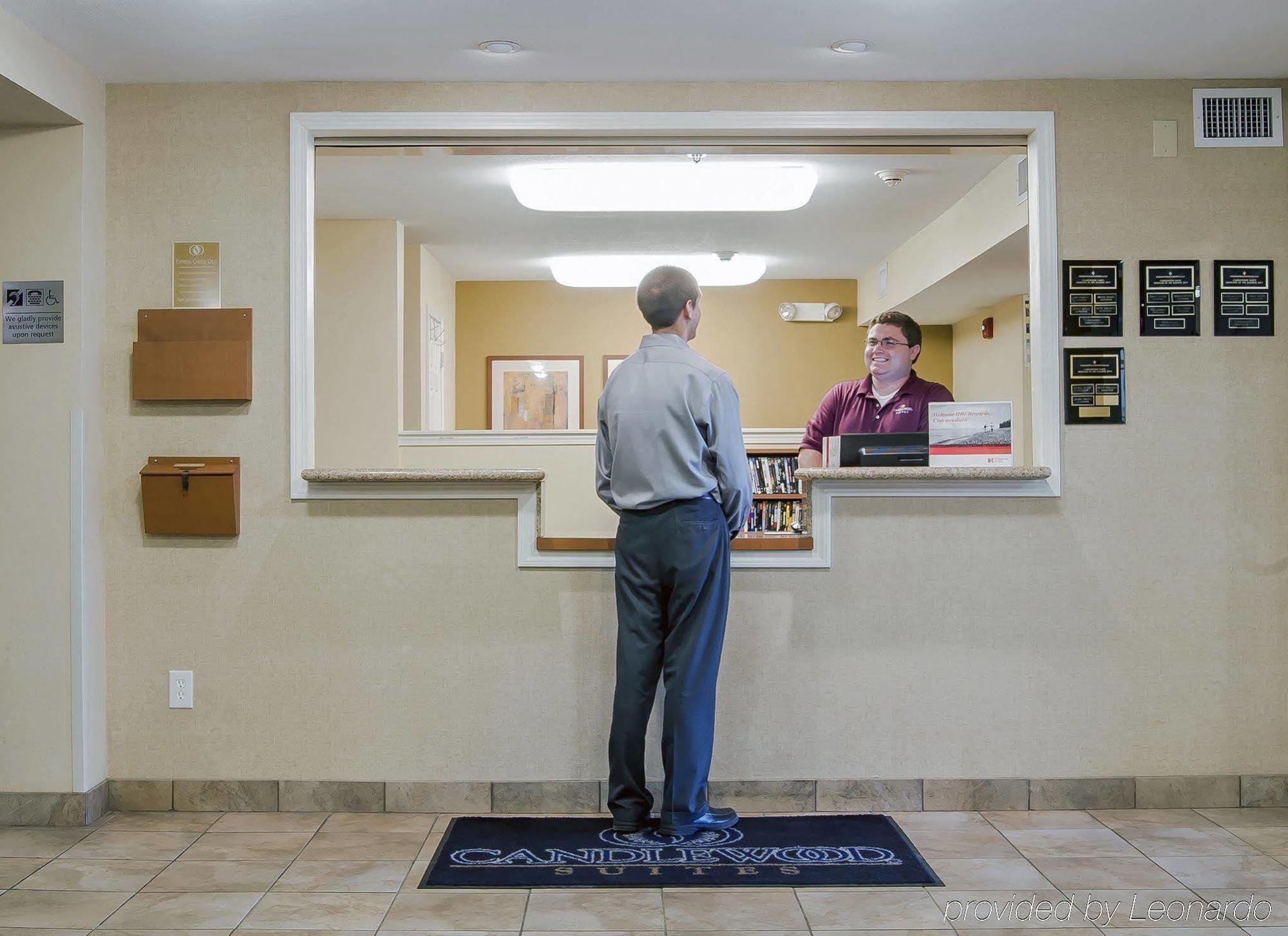 Candlewood Indianapolis - South By Ihg 2*