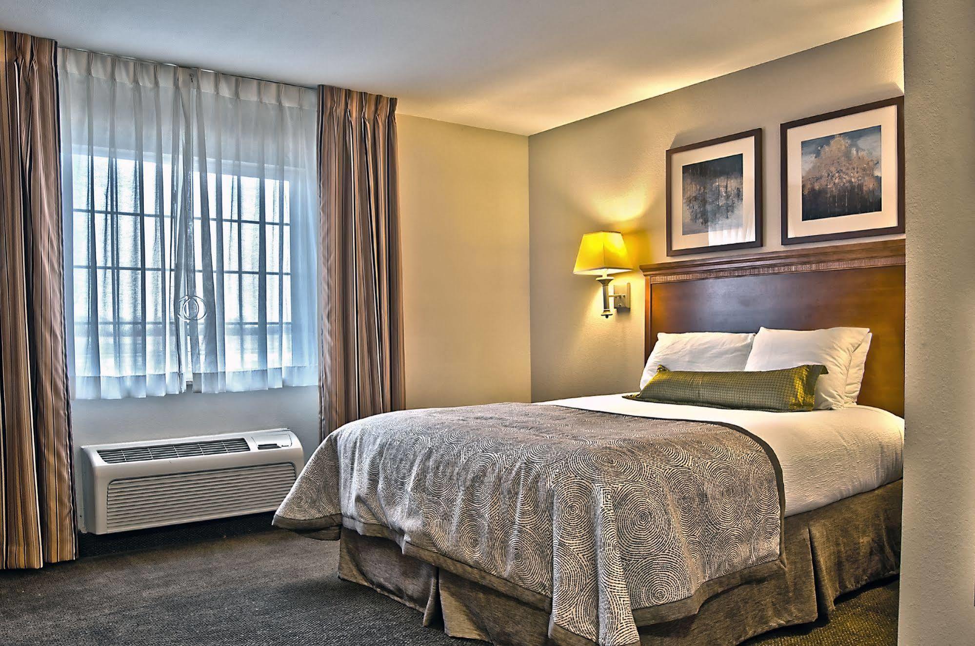 Hotel Candlewood Indianapolis - South By Ihg